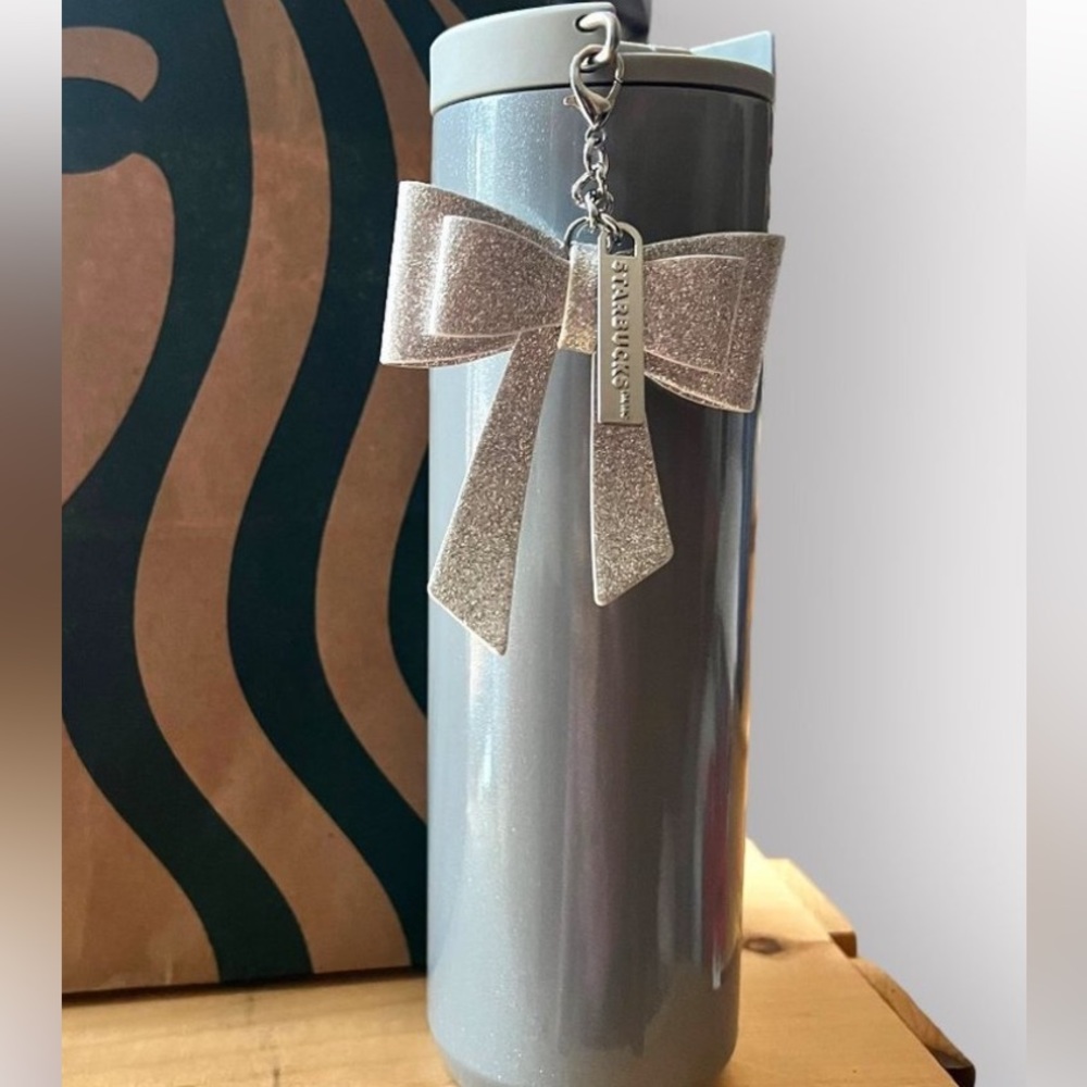 NWT Starbucks Silver Insulated Tumbler Winter Release 2023 🪙